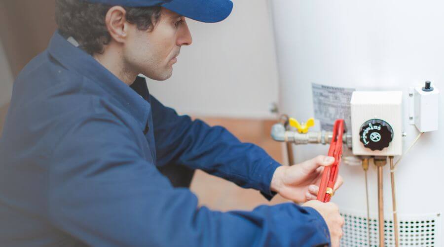 Expert burst pipe repair services in Mendota, CA